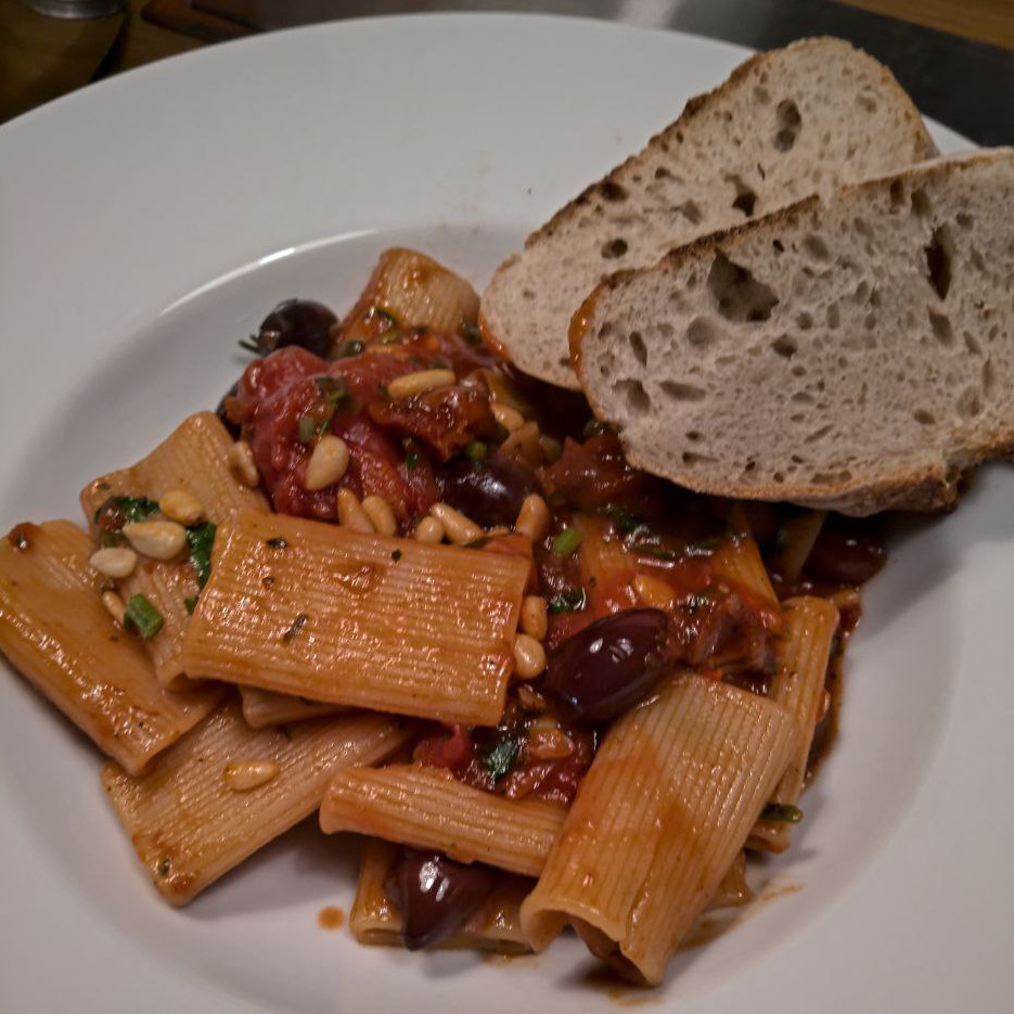 Pasta Puttanesca